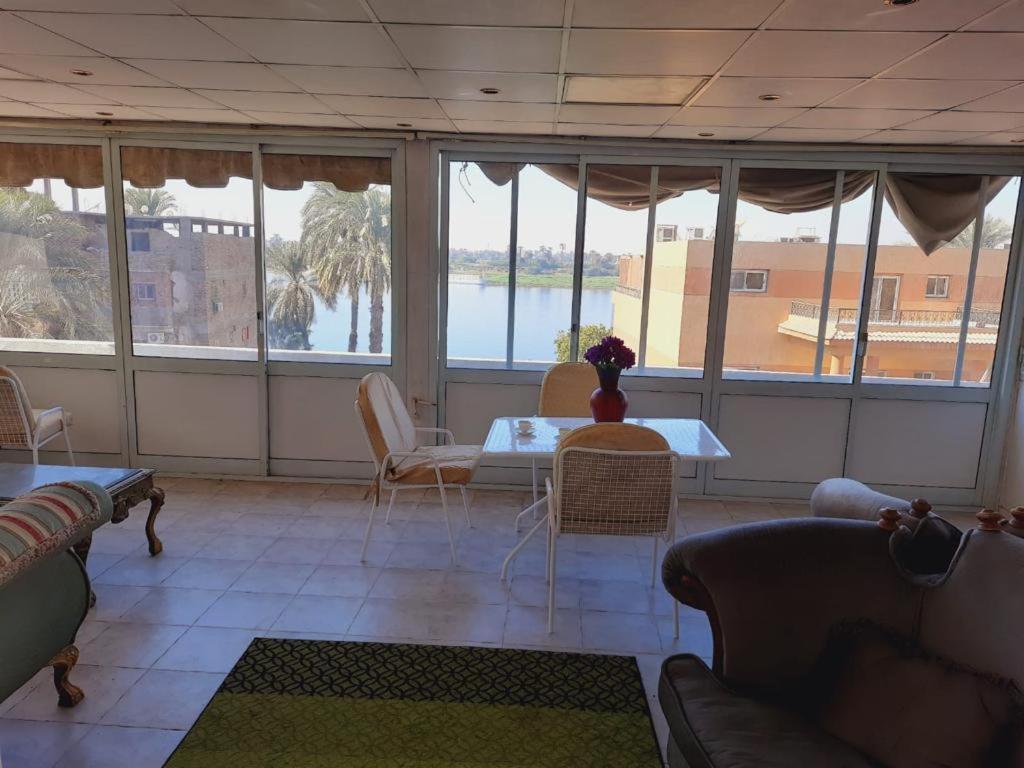 East Luxor Apartments With Nile Views Jazirat al Awwamiyah Exteriér fotografie